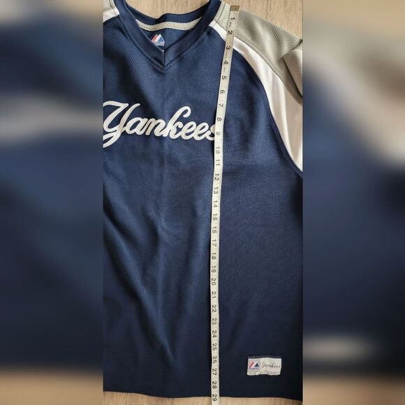 Vintage Majestic Yankees Jersey Men's 2XL - Picture 8 of 8